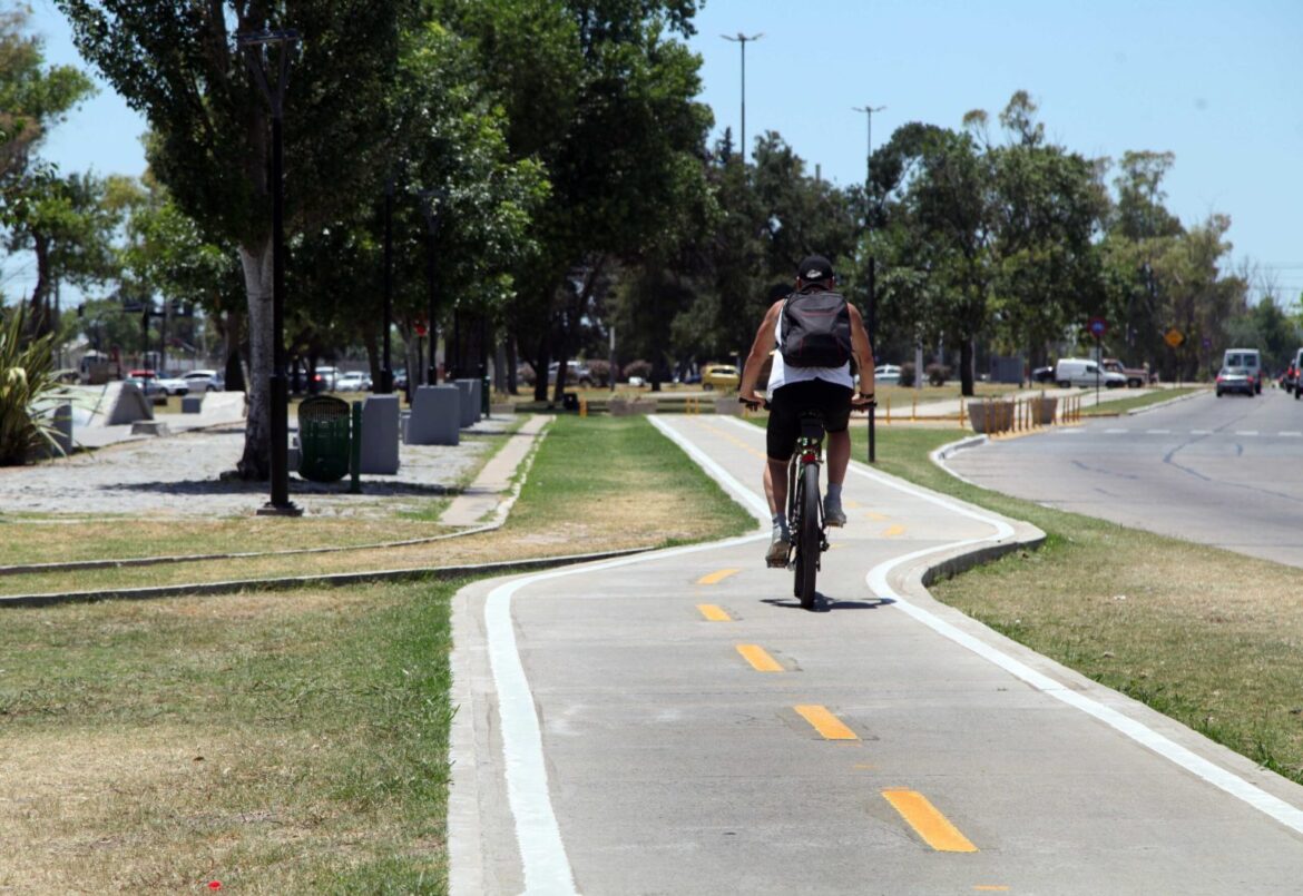 Módulos recreativos, canchas de fútbol tenis, bicisenda y cinta aeróbica: avanza la obra integral sobre Circunvalación
