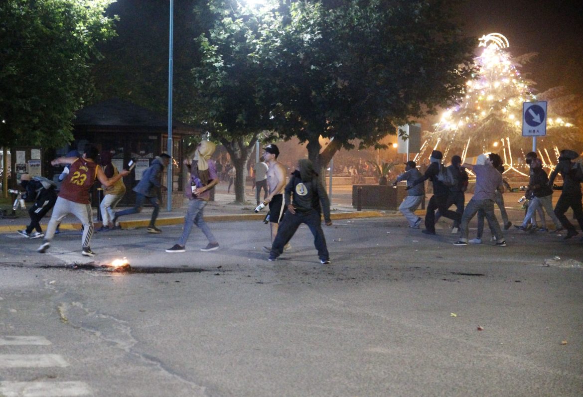 Incidentes en el reclamo de justicia por Luciano Olivera asesinado por la Policía Bonaerense
