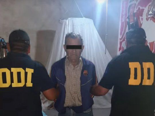 El cuerpo hallado bajo un contrapiso esta en un estado de difícil identificación esperan la autopsia