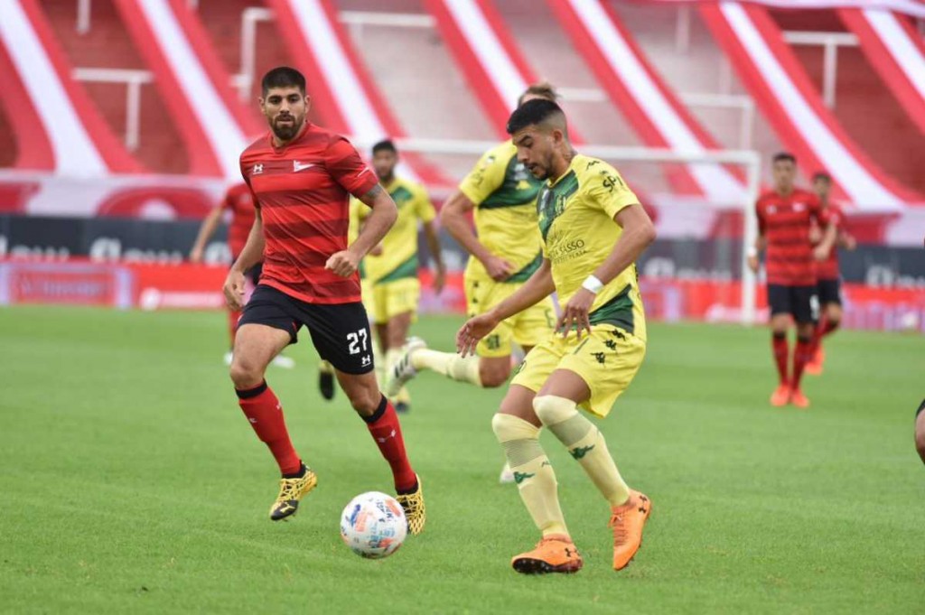 Estudiantes desea cerrar el año con un triunfo ante Aldosivi en La Plata