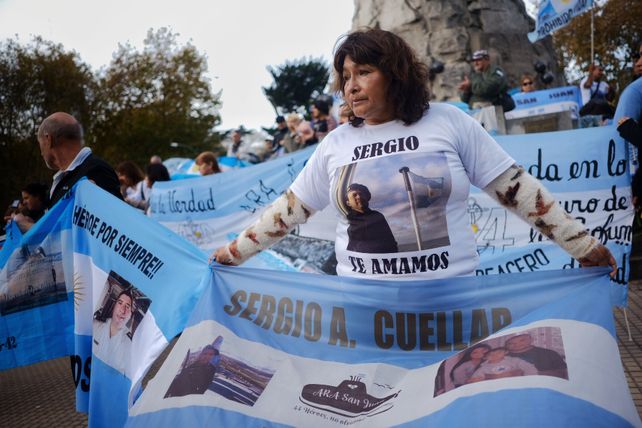 Familiares de víctimas del ARA San Juan expresaron conformidad ante el procesamiento de Macri