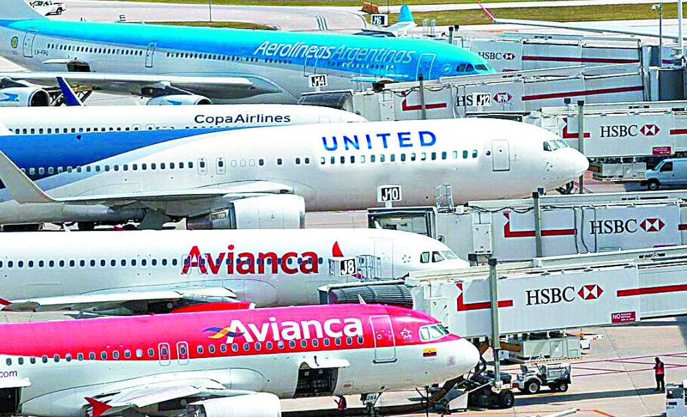 En América Latina las aerolíneas transportaron un 66,9% menos pasajeros respecto del 2019