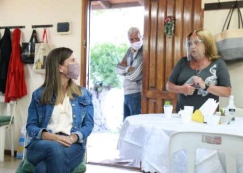 Raverta participó de un encuentro con jubilados y jubiladas marplatenses