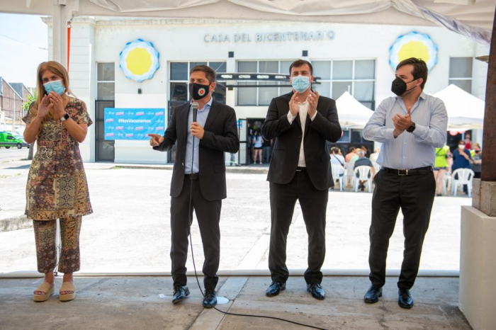 Kicillof anunció tercera dosis de la vacuna contra el coronavirus libre para docentes