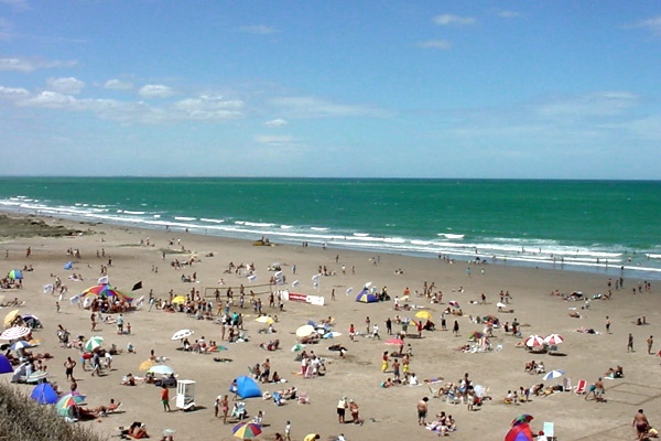 Intendente de Miramar destacó éxito turístico y lo adjudicó a la campaña de vacunación y al Previaje