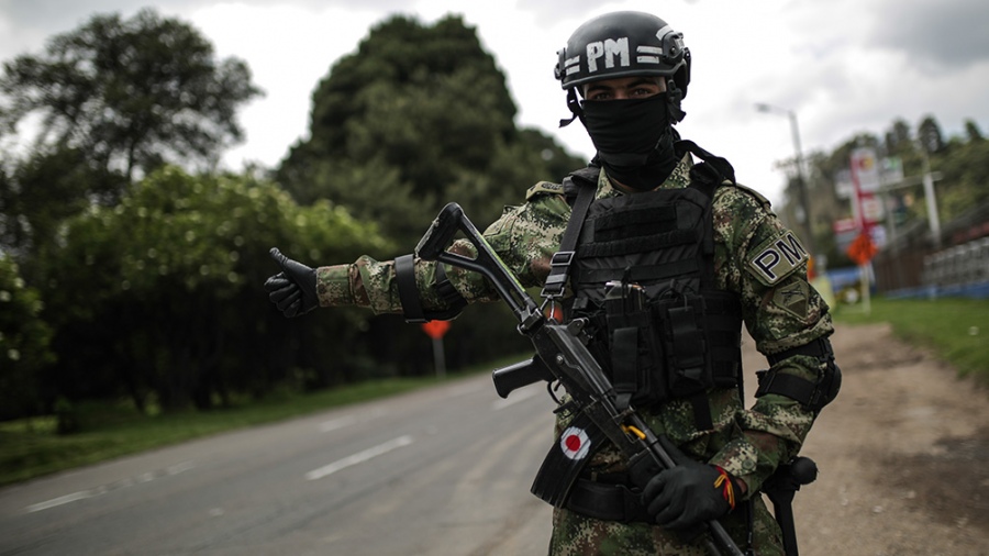 Detonaron una moto con explosivos en la puerta de un cuartel militar en Colombia