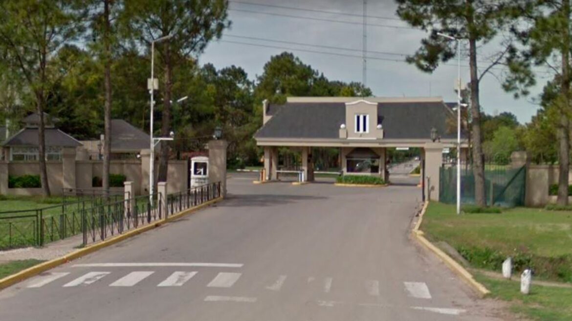 Ladrones armados roban en un country de Esteban Echeverría