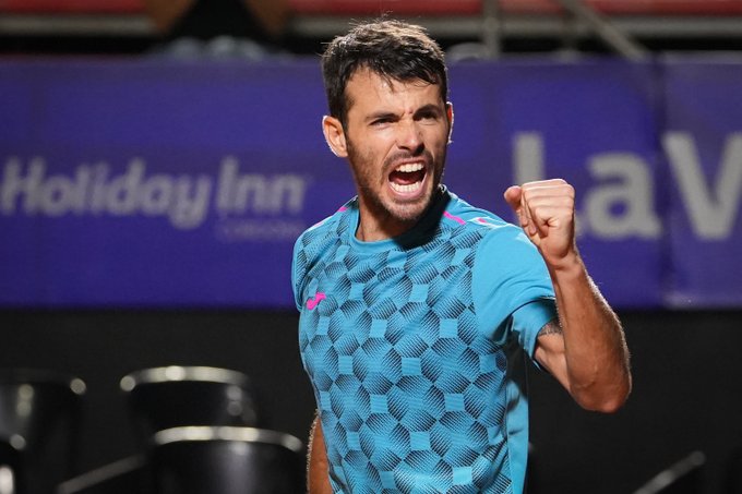 El «Topo» Londero avanzó a octavos de final en el Córdoba Open