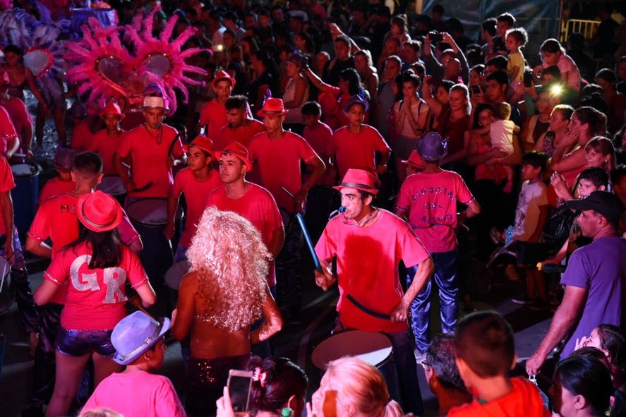 Ante versiones infundadas, queremos informar que el Municipio de La Plata no le cobrará a ninguna murga por su participación en los carnavales.