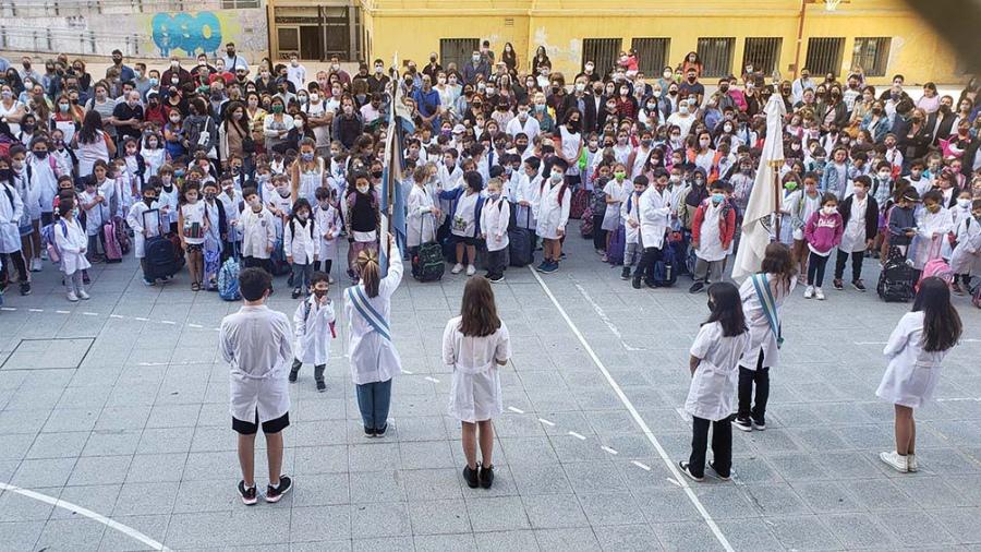 Cerca de 13 millones de estudiantes comienzan el ciclo lectivo en 22 provincias