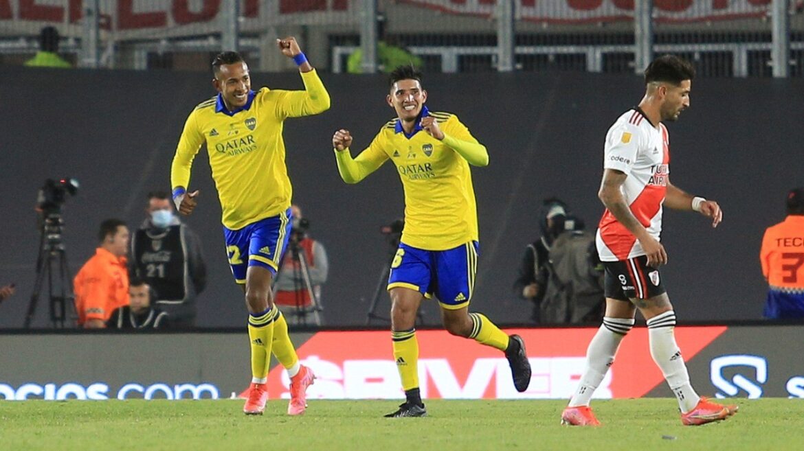 Boca dio el golpe, venció a River y se quedó con el Superclásico