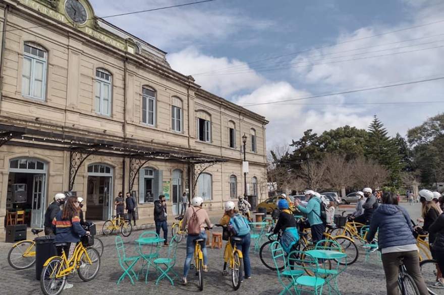 La Plata: Danza, circo, conciertos y biciturismo, las calles de Meridiano V lucirán una variada agenda cultural el fin de semana 