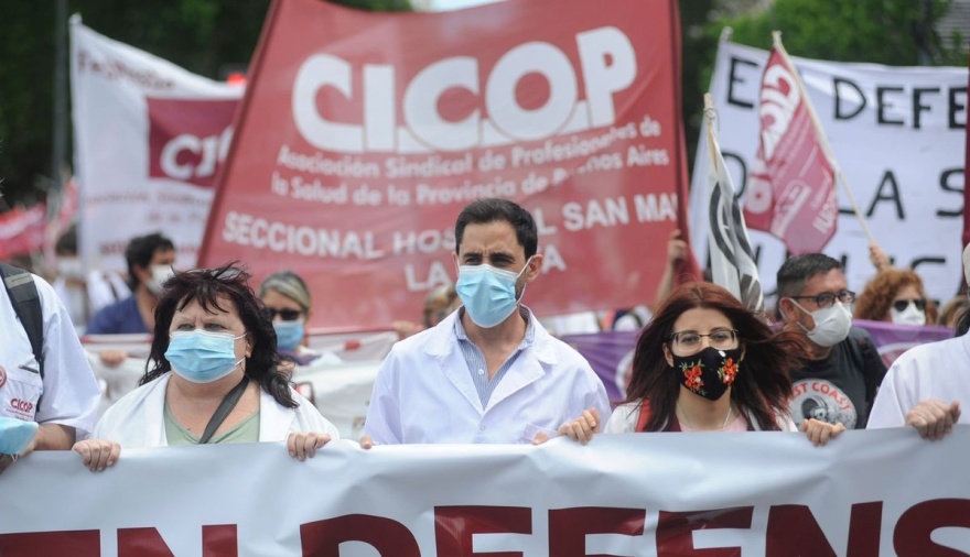 Médicos bonaerense analizan la oferta de aumento salarial formulada por el gobierno