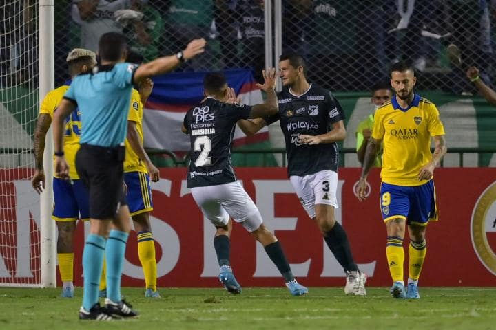 Paso en falso de Boca en su debut copero: derrota ante Deportivo Cali