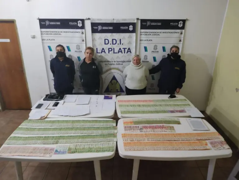 Ensenada: Dos empleadas del municipio fueron detenidas por estafas