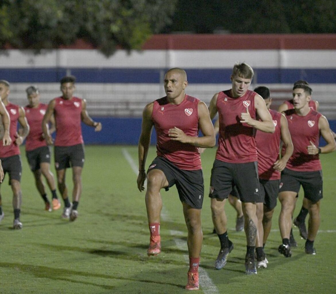 Independiente recibe a General Caballero en busca de su primer triunfo en la Copa Sudamericana