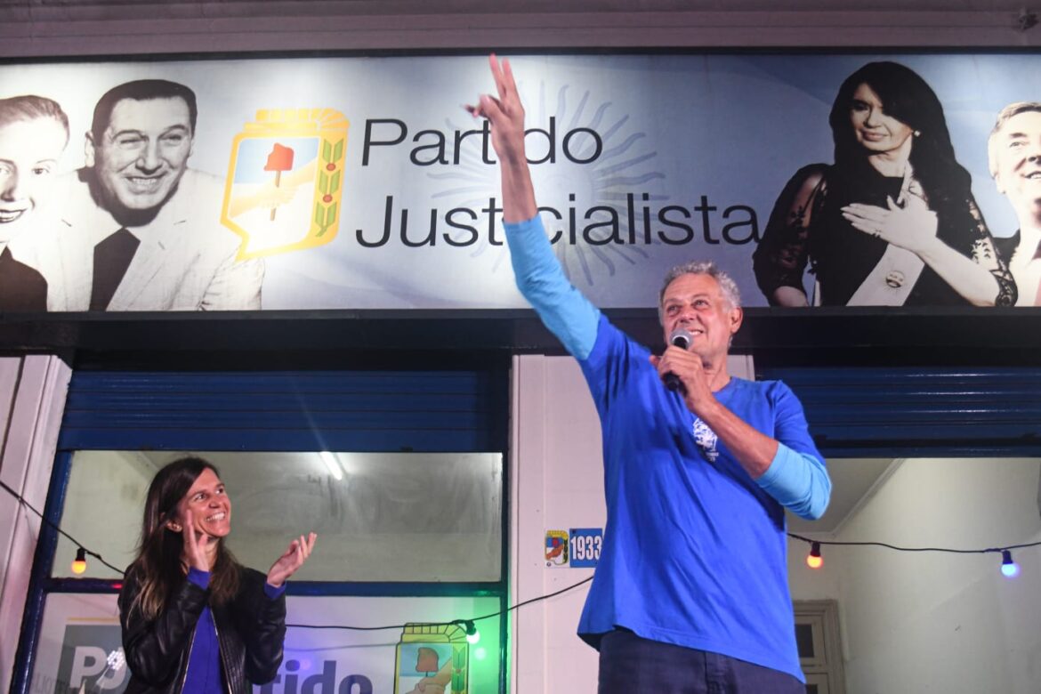 Mar del Plata: Raverta encabezó la asunción de autoridades del PJ y prometió un partido “abierto, moderno y cerca de los vecinos”