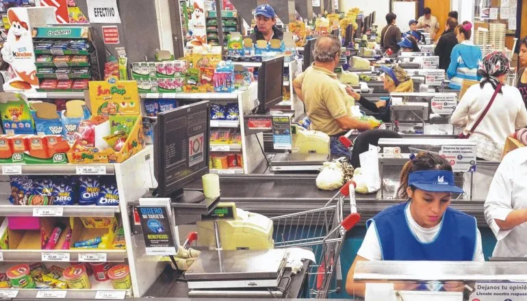 Se homologó el aumento a empleados de Comercio