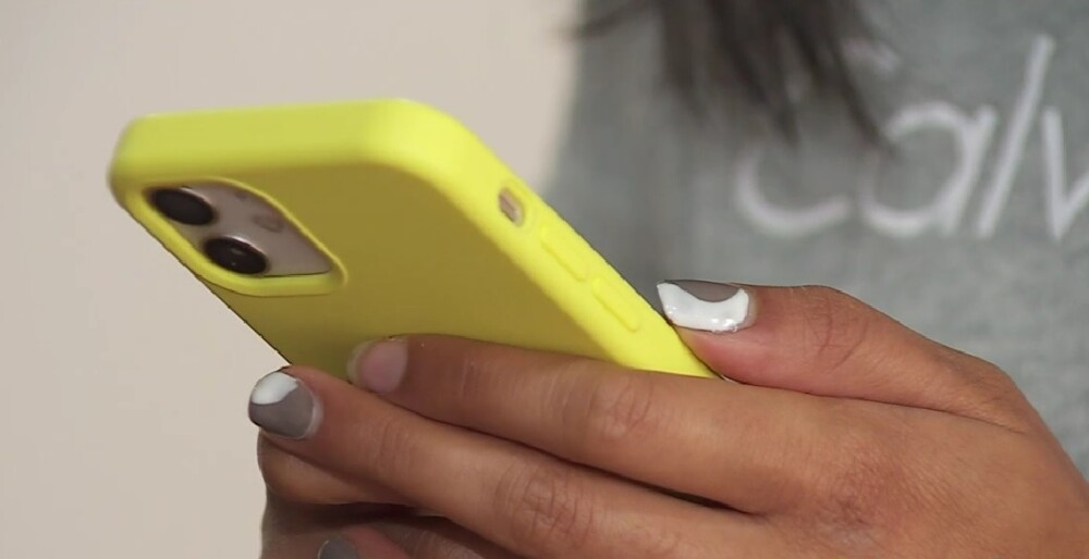 Denuncian extorsión “Me dijo que tenía 29, le mandé fotos íntimas pero tiene 17 y me pide plata”