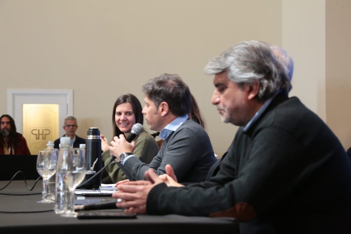 Fernanda Raverta acompaño al Gobernador Axel Kicillof en la apertura del congreso de derecho laboral en Mar del Plata