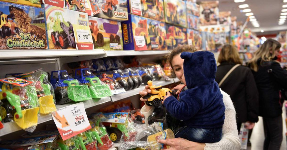 El Día de las Infancias impulsa la venta de juguetes, ropa y tecnología