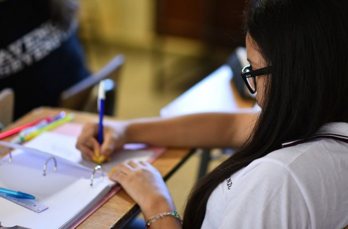 Suben a $7.400 mensuales la beca Progresar para estudiantes que quieran finalizar sus estudios