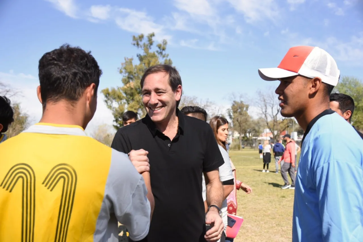 La Plata: Julio Garro participó de la final de fútbol de Escuelas Especiales y destacó “la inclusión, la integración y el respeto por la diversidad”