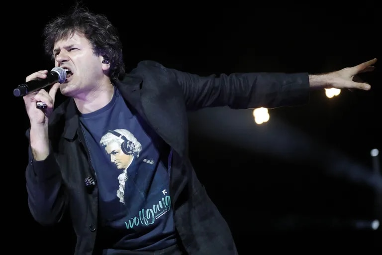 Antes de Vélez y el Mundial, Ciro lanzó el video de una reversión de un clásico de Los Piojos