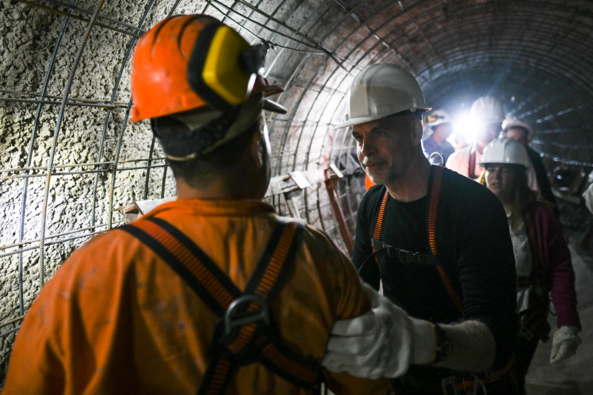 La Ciudad alcanzó el compromiso de construir 30 kilómetros de obras del Plan Hidráulico
