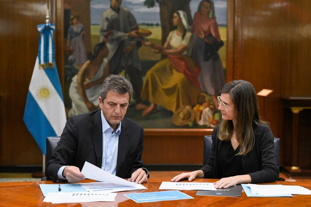 Oficializan refuerzo para sectores de menores ingresos que lleva asignaciones familiares a $ 20.000
