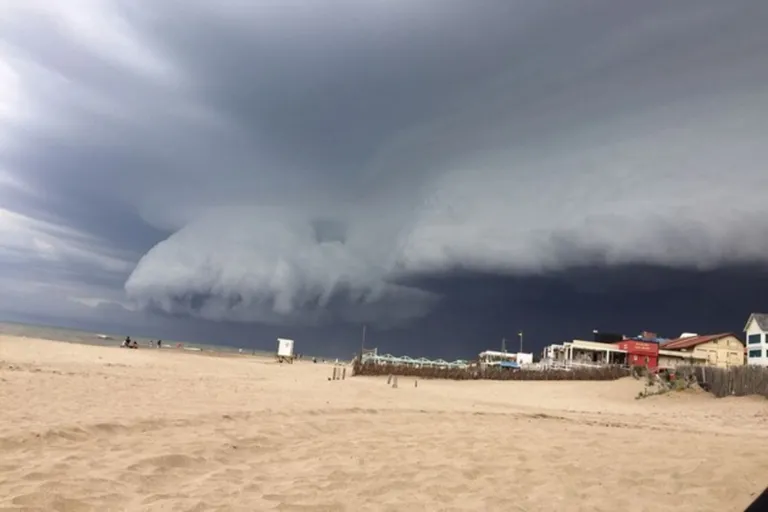 Rige alerta por vientos intensos para la región del noroeste y la costa atlántica bonaerense