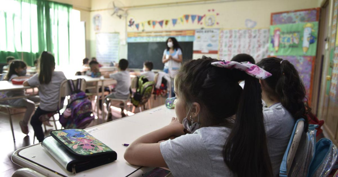 Comercio prorroga hasta el 30 de noviembre el plazo para que colegios privados informen cuotas 2023