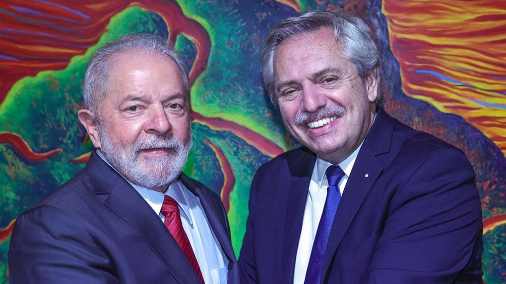 Tras el triunfo del PT en Brasil, Alberto Fernández se reúne con Lula en San Pablo al mediodía