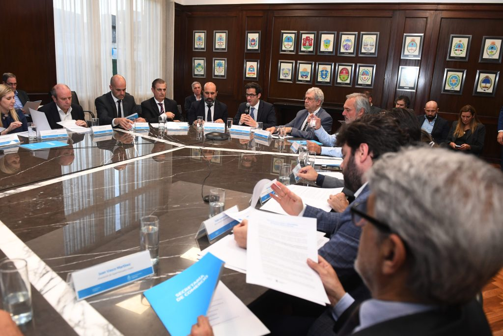 El nuevo salario mínimo fue actualizado en un 20%, por lo que en marzo será de 69.500 pesos