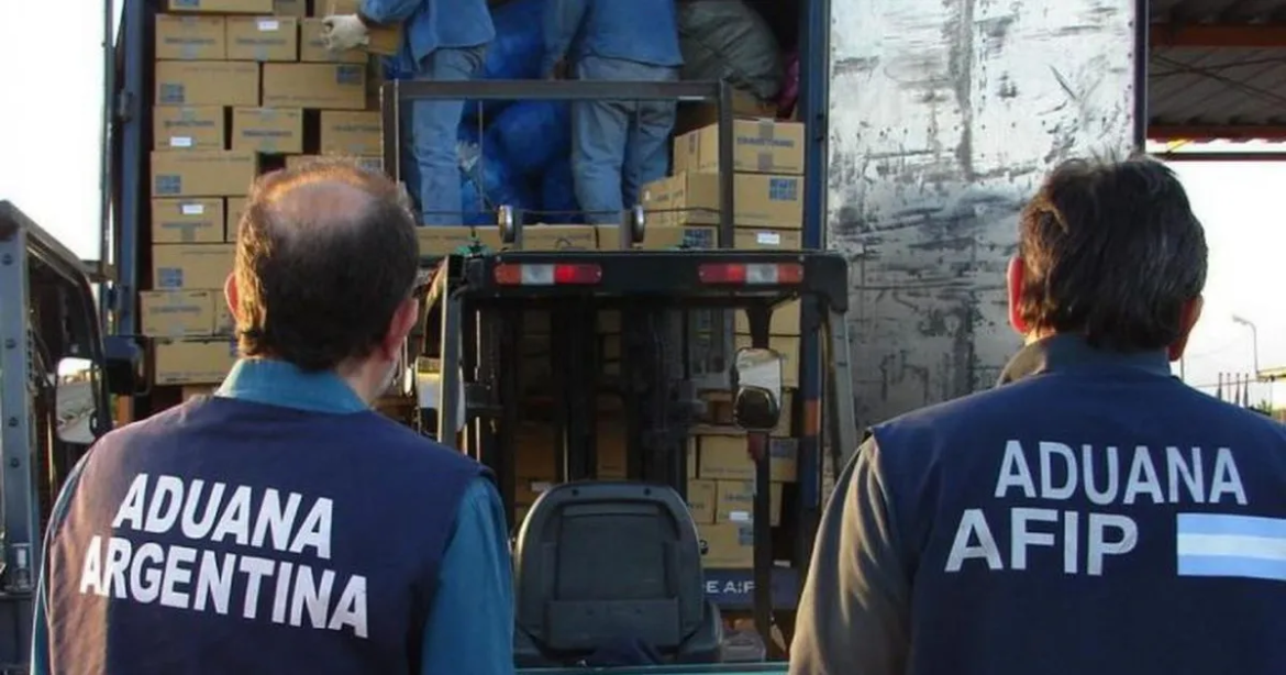 La Aduana incauta 486 licores ingresados de contrabando y valuados en más de $ 2,5 millones
