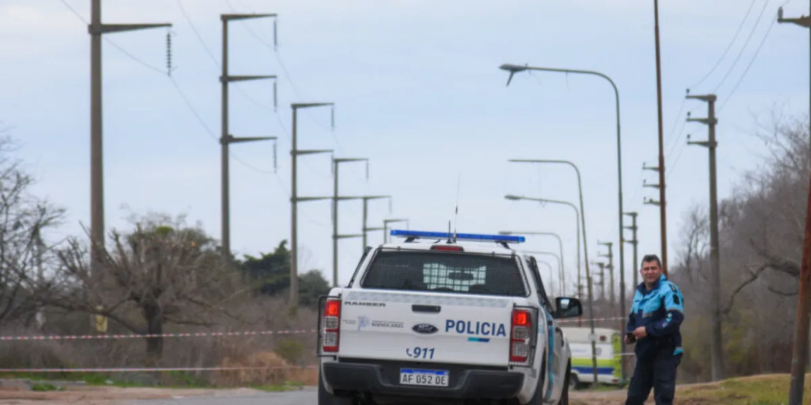 Un cuerpo envuelto en nylon fue encontrado en la ruta 36 y sospechan de un crimen mafioso