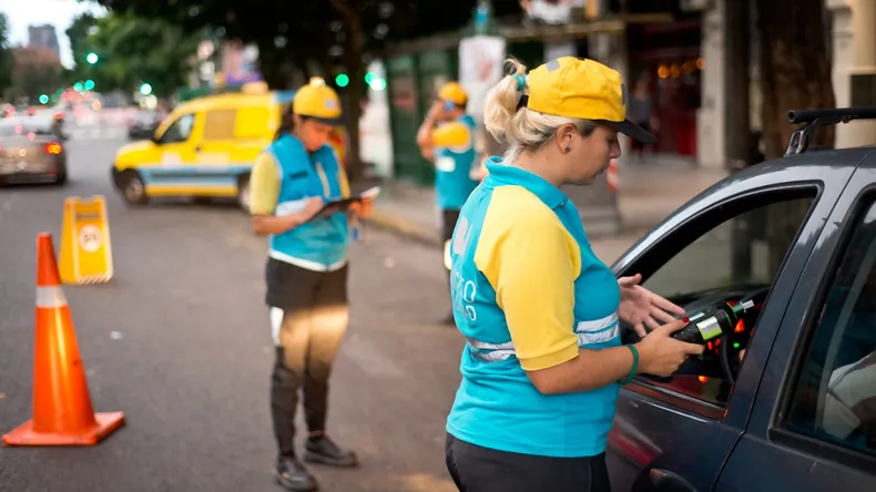 Duplicarán los puestos de control de alcoholemia en CABA durante las fiestas de Navidad y Año Nuevo
