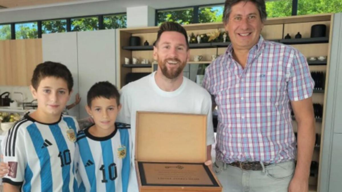 Messi fue declarado ciudadano ilustre de Funes: «Gracias por el cariño de siempre»