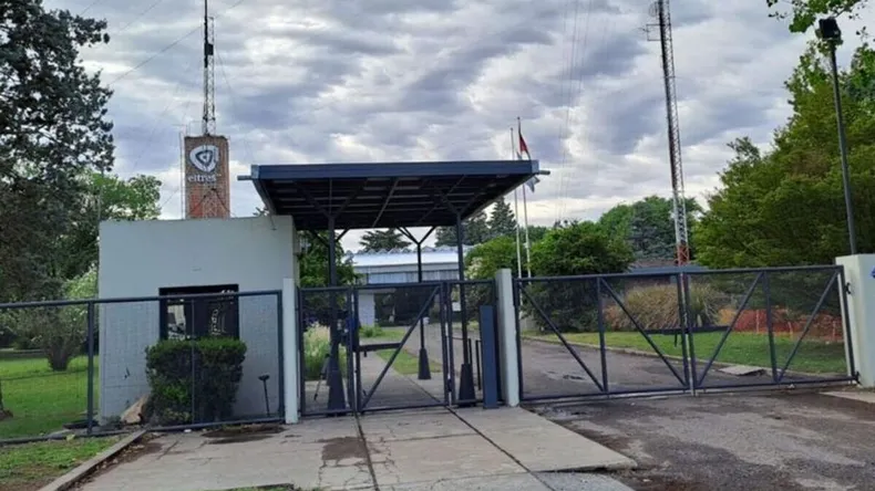 En dos horas balearon un canal de TV, una cárcel y la sede de Asuntos Penitenciarios en Rosario