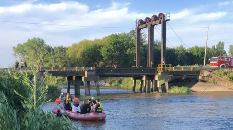 Ensenada: Encontraron muerto a un joven de 17 años que cayó al río