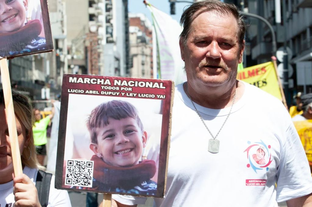 El abuelo de Lucio Dupuy apuntó contra los organismos de derechos humanos y al presidente