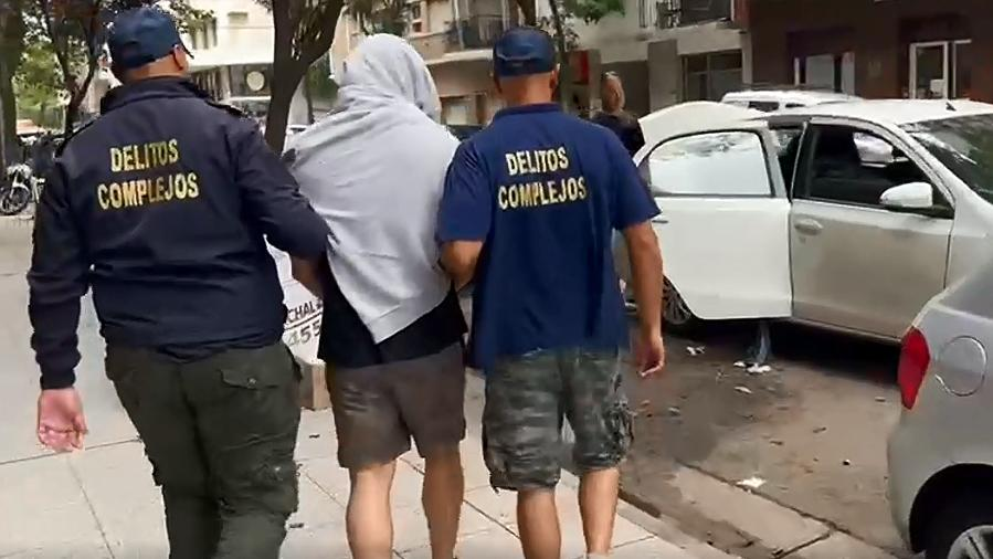 Detienen a un hombre que vendía éxtasis y LSD para fiestas electrónicas en Mar del Plata