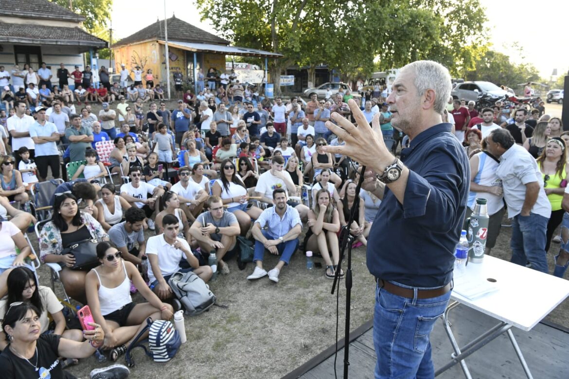 Alak lanzó en La Plata la marcha del peronismo por la reelección de Kicillof