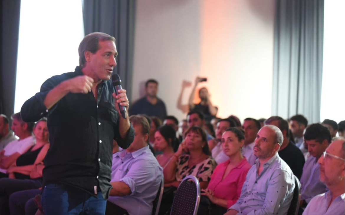 GARRO ENCABEZÓ ENCUENTRO DE GESTIÓN: «EL DESAFÍO ES SEGUIR TRABAJANDO EN UNIDAD POR LOS PLATENSES»