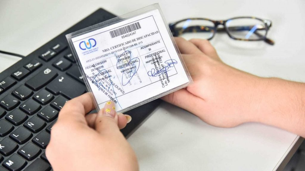 Extienden por un año el vencimiento de los certificados de discapacidad