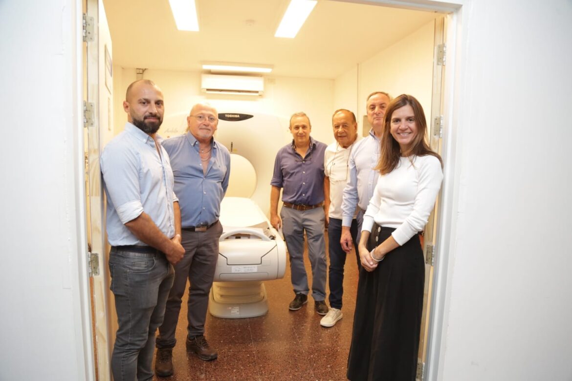 Raverta celebró un convenio firmado con el gremio de Pasteleros que beneficia a más de 120 mil marplatenses