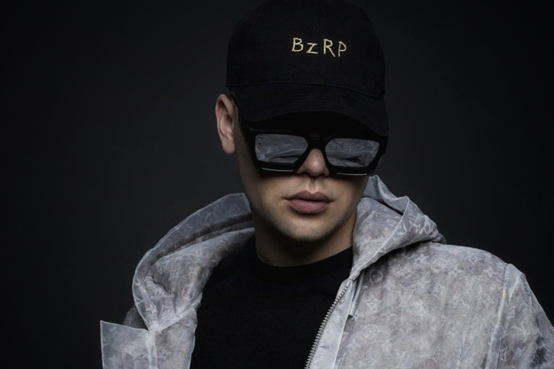 Bizarrap se presentó en el show de Jimmy Fallon y fue reconocido con 4 Récords Guinness