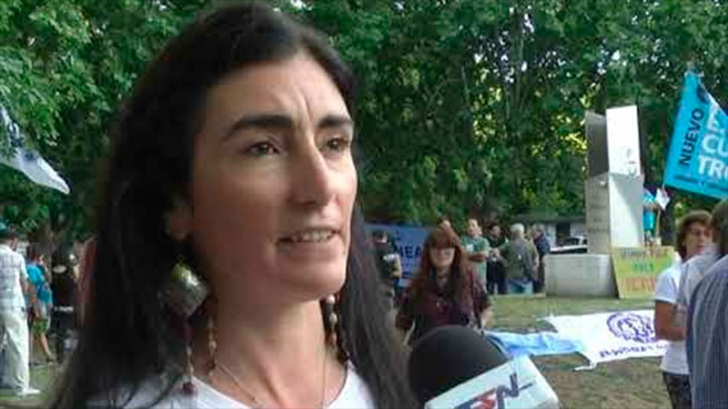 Atacaron a una docente por desaprobar a una alumna