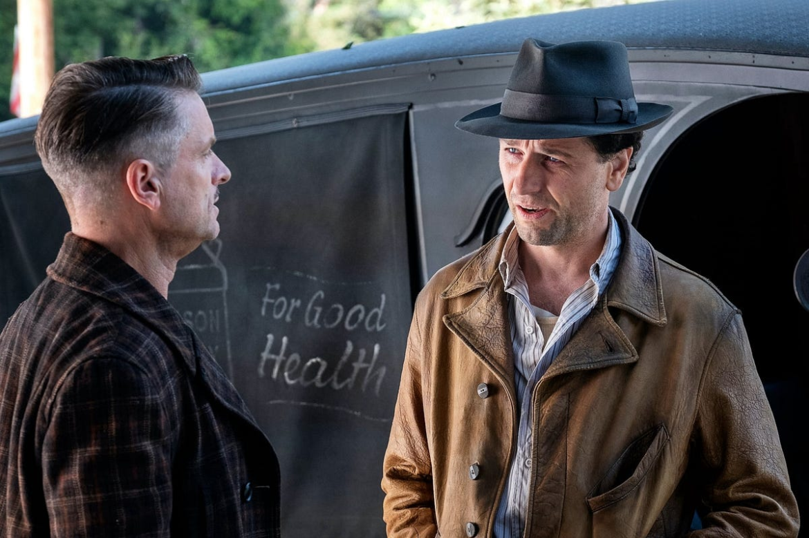 La segunda temporada de «Perry Mason» tendrá mayores dosis de humor negro