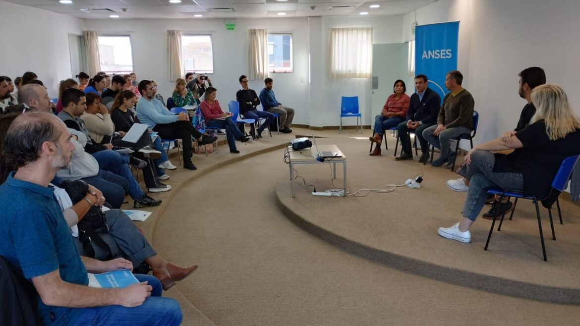 Encuentro Progresar – Fines Gutiérrez: «ya hay más de 23500 inscriptos»